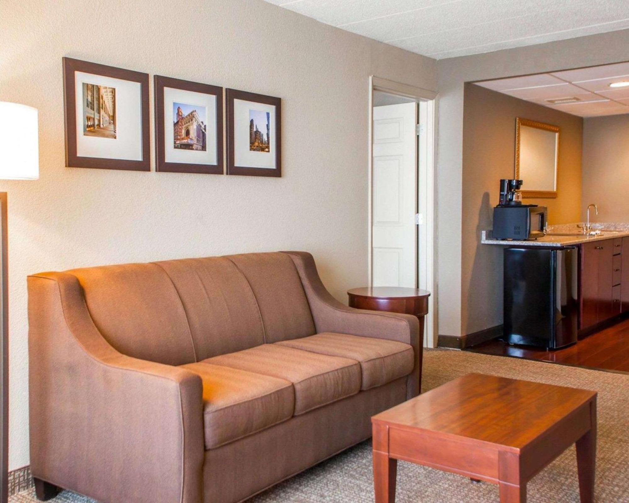 Quality Inn & Suites Orland Park - Chicago Zewnętrze zdjęcie
